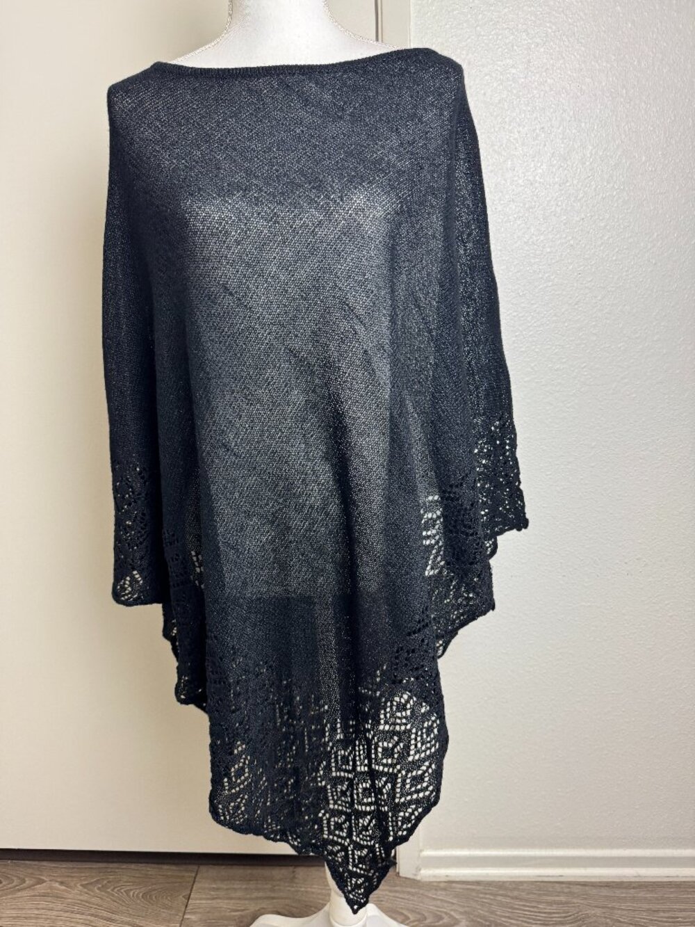 Elegant Black Openwork Piano Evening Wrap/ Poncho One Size